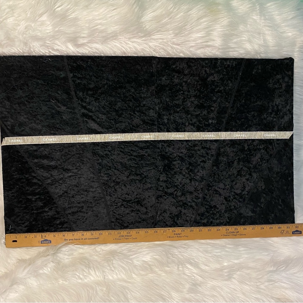 Authentic Chanel Ribbon - Picture 5 of 10